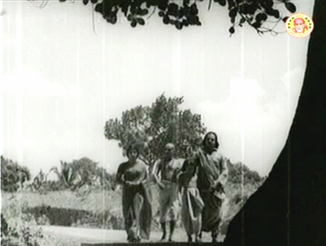 The King leaving in exile from Raja Harischandra (1955)